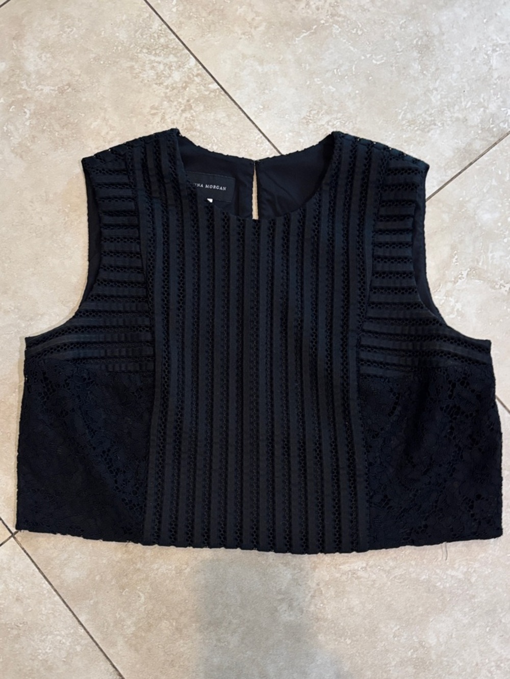 Donna Morgan lined lace crop top with side zip Size 16